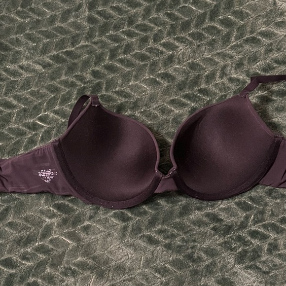 SKIMS Black PushUp TShirt Bra - Picture 2 of 3